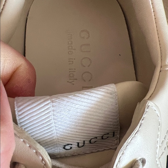 Gucci men’s Rhyton sneaker size 7 - Picture 13 of 13